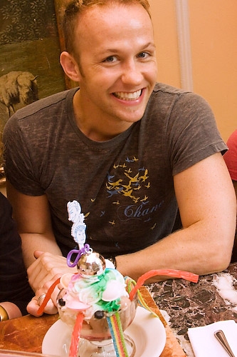 Photo Coverage: Xanadu Cast Enjoys 'Strange Magic' Sundae at Serendipity 3 Image