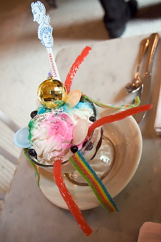 Photo Coverage: Xanadu Cast Enjoys 'Strange Magic' Sundae at Serendipity 3 Image