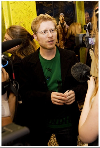 Photo Coverage: Final 'RENT' Performance Arrivals Image