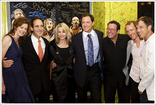 Photo Coverage: Final 'RENT' Performance Arrivals Image