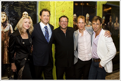 Photo Coverage: Final 'RENT' Performance Arrivals Image