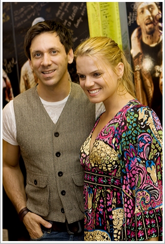 Photo Coverage: Final 'RENT' Performance Arrivals Image