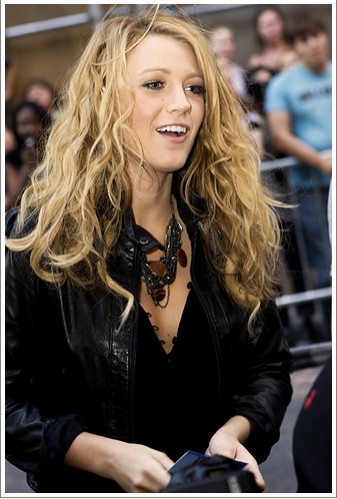 Photo Coverage: Final 'RENT' Performance Arrivals Image