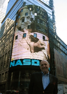 Photo Flash: Charles Strouse Rings the NASDAQ Closing Bell 