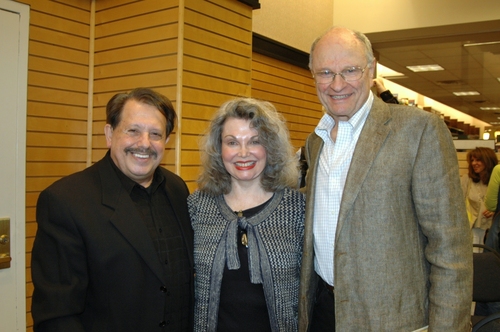 Photo Coverage: Nassour, Asher and Glasse Celebrate 'Honky Tonk Angel' at Barnes & Noble Image