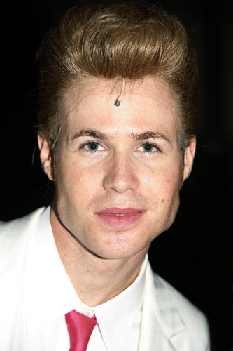 Photo Coverage Exclusive: Olympic Gold Medalist Liukin Visits 'Hairspray' Image