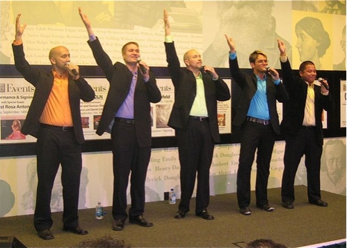 Photo Coverage: Uptown Express Performs at Lincoln Center Barnes & Noble Image