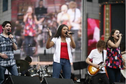 Photo Coverage: Broadway on Broadway Perfomance Part Two Image