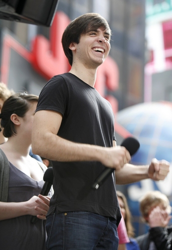Photo Coverage: Broadway on Broadway Perfomance Part Two Image
