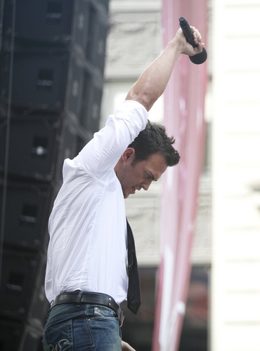 Photo Coverage: Broadway on Broadway Perfomance Part Two Image
