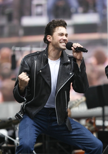 Photo Coverage: Broadway on Broadway Perfomance Part Two Image