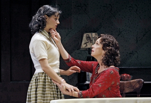 Photo Flash: 'A View from the Bridge' at the Guthrie Image