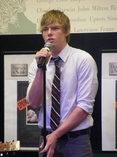 Photo Coverage: 'Spring Awakening In The Flesh' Performance and Book Signing at Barnes & Noble Image