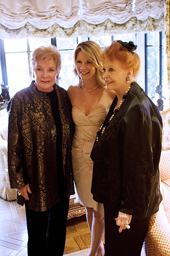 Photo Coverage: O'Hara Sings at The Broadway Walk of Stars Foundation Gala Image