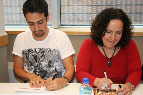 Photo Coverage: 'In The Heights' Sings and Signs at Barnes & Noble Image