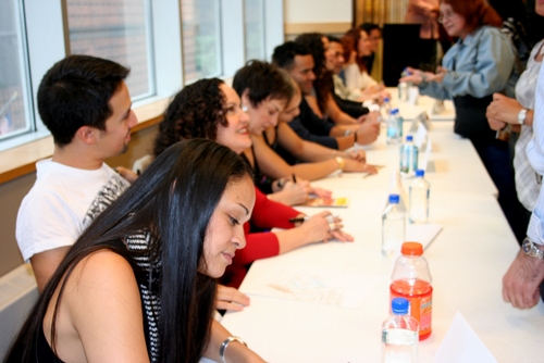 Photo Coverage: 'In The Heights' Sings and Signs at Barnes & Noble Image