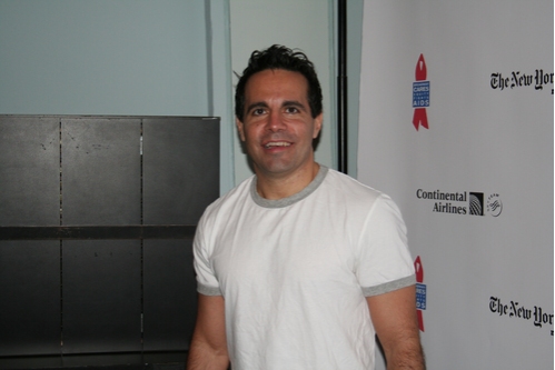 Photo Coverage: 2008 BC/EFA Flea Market Photo Booths: Part Two Image