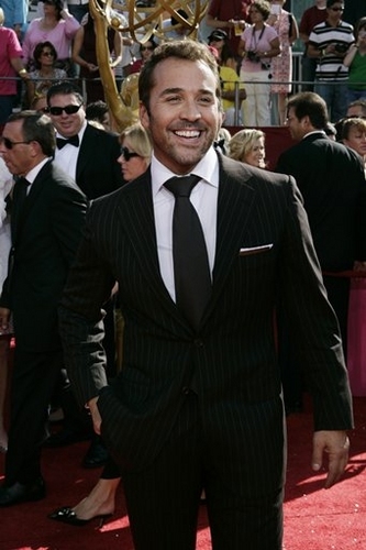 Photo Coverage: 60th Annual Primetime Emmy Awards Arrivals Image