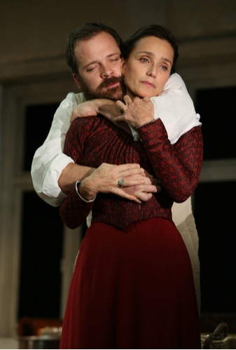Peter Sarsgaard as Trigorin and Kristin Scott Thomas as Arkadina Photo