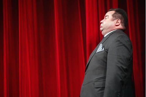 Photo Coverage: Hitchcock Look-A-Like Contest at 'The 39 Steps' Image