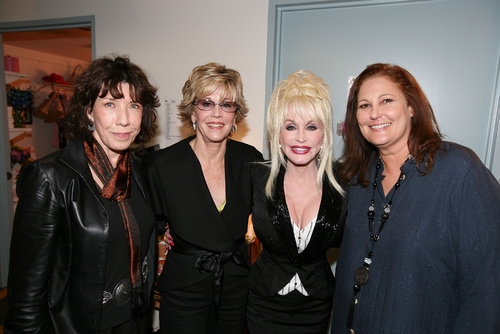 Lily Tomlin, Jane Fonda, Dolly Parton and Patricia Resnick  Photo