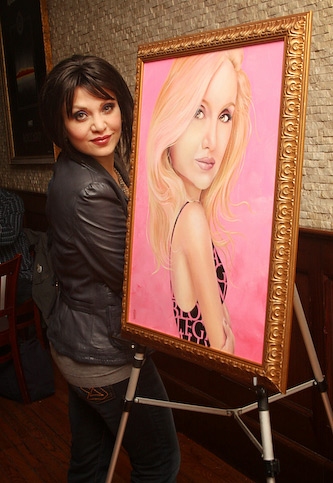 Photo Coverage: Orfeh Has Her Portrait Unveiled at Tony's Dinapoli Image