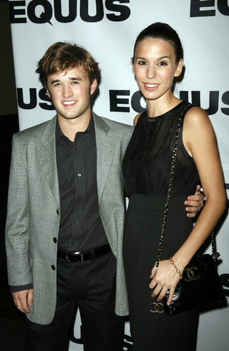 Photo Coverage: EQUUS Opening Night Curtain Call and After Party Image
