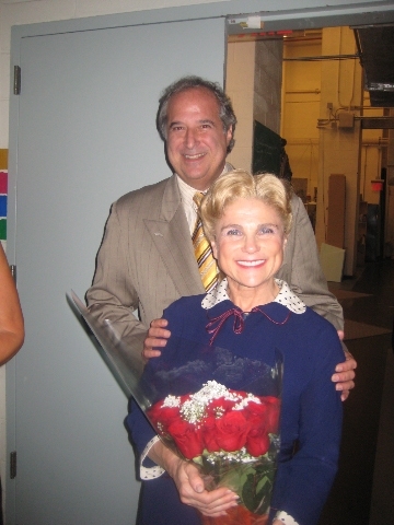 Photo Flash: 'A Date for 8' with Feldshuh at The Theatre Museum Image