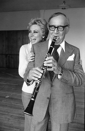 Mitzi Gaynor and Benny Goodman  Photo