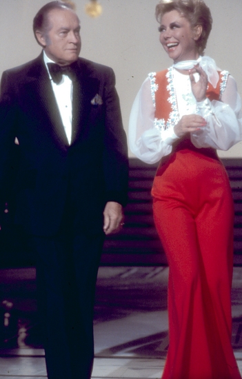 Mitzi Gaynor and Bob Hope Photo