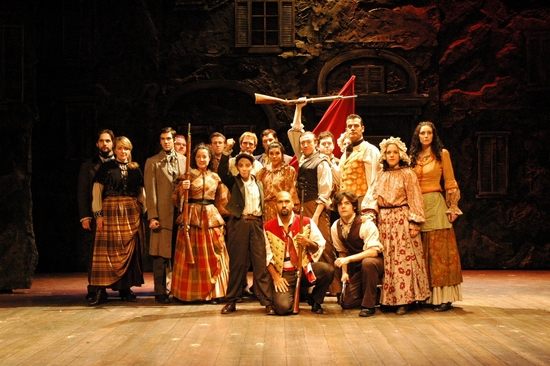Photo Flash: 'Les Miserables' at Ogunquit Playhouse Image
