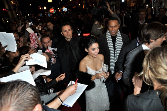 Photo Flash: High School Musical 3 Opens in Paris, France Image