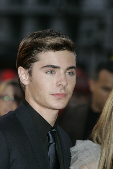 Photo Flash: High School Musical 3 Opens in London Image