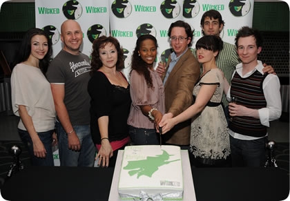 Photo Coverage: 'Wicked' in London Celebrates Two Years Image