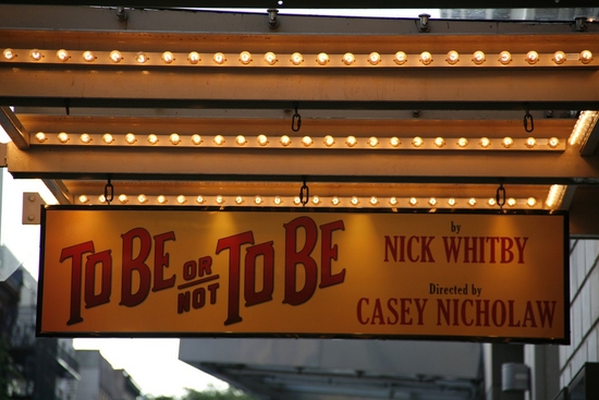 Photo Coverage: Manhattan Theatre Club's TO BE OR NOT TO BE Opening Night Arrivals Image
