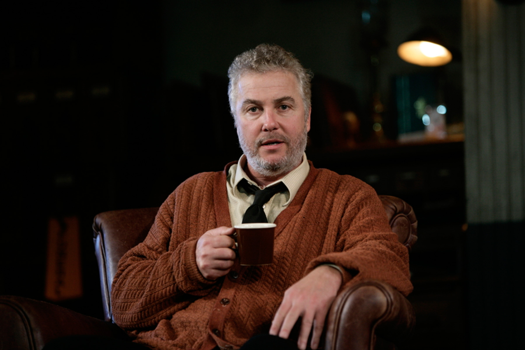 Photo Preview of Steppenwolf's 'Dublin Carol' Directed by Amy Morton Image