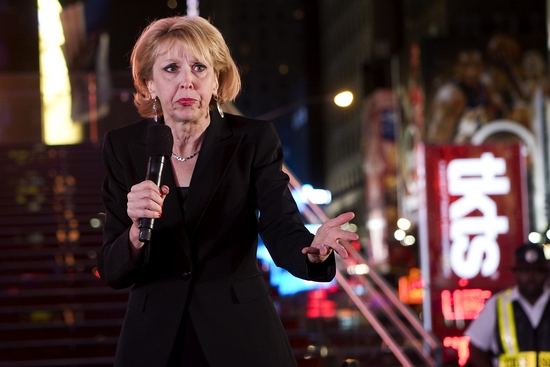 Photo Coverage: Inaugural Lighting of the New TKTS Booth Image