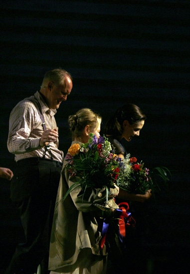 Photo Coverage: ALL MY SONS Arrivals and Curtain Call Image