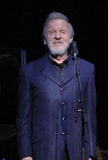 Photo Coverage: Colm Wilkinson in 'Broadway & Beyond' at Town Hall Image