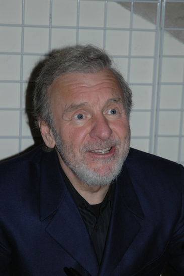 Photo Coverage: Colm Wilkinson in 'Broadway & Beyond' at Town Hall Image