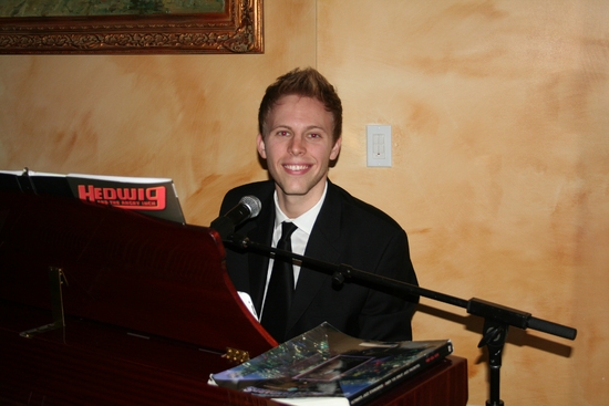 Photo Coverage: BC/EFA 'Salon: Six Degrees of Broadway Cares' Benefit Image