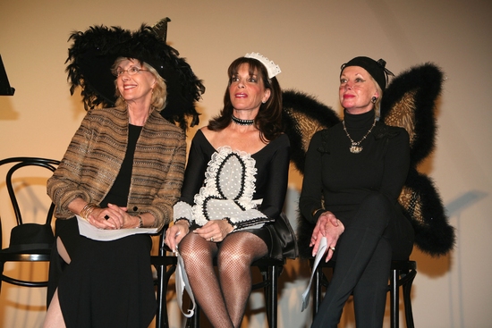Photo Flash: Celebrity Cast Performs 1950's Radio Who Dun It For Halloween Benefit Image
