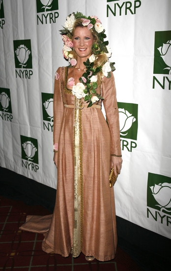 Photo Coverage: Bette Midler's  HULAWEEN 2008 