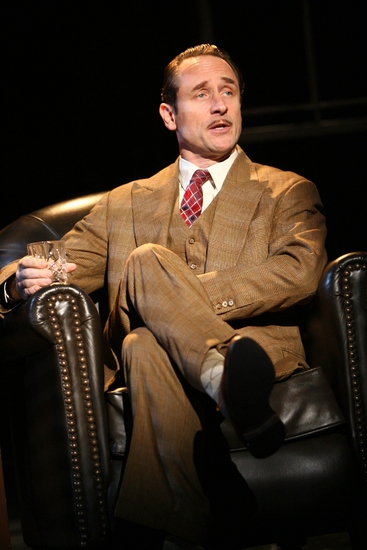 Photo Flash: Kuhn and Faridany Join THE 39 STEPS Cast Image