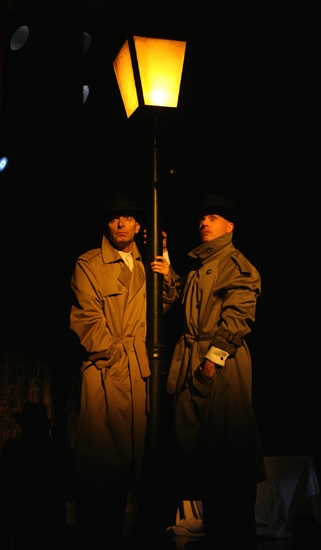 Photo Flash: Kuhn and Faridany Join THE 39 STEPS Cast Image