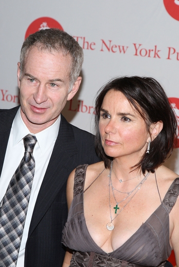 Photo Coverage: NYPL 'Library Lions' Benefit Honoring Albee, Ephron, Bryan and Rushdie Image