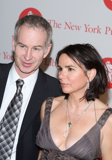 Photo Coverage: NYPL 'Library Lions' Benefit Honoring Albee, Ephron, Bryan and Rushdie Image