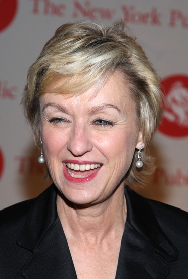 Photo Coverage: NYPL 'Library Lions' Benefit Honoring Albee, Ephron, Bryan and Rushdie Image