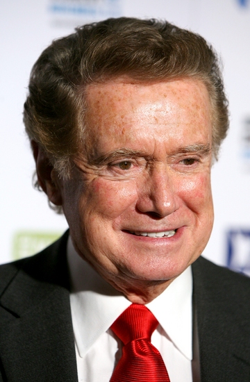Photo Coverage: Regis Philbin Hosts STAND UP FOR HEROES at the New York Comedy Festival Image