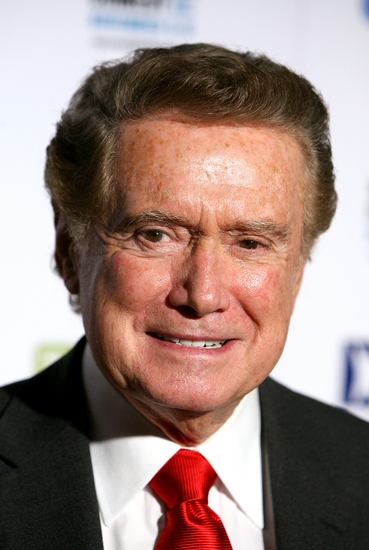 Photo Coverage: Regis Philbin Hosts STAND UP FOR HEROES at the New York Comedy Festival Image